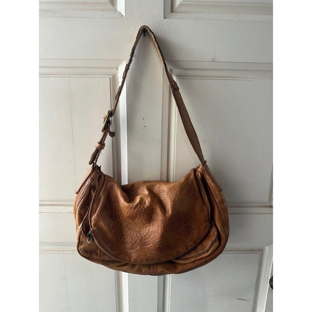 Lucky Brand Stash Ramblin Rose Weathered Leather Fold Over Hobo Shoulder Bag